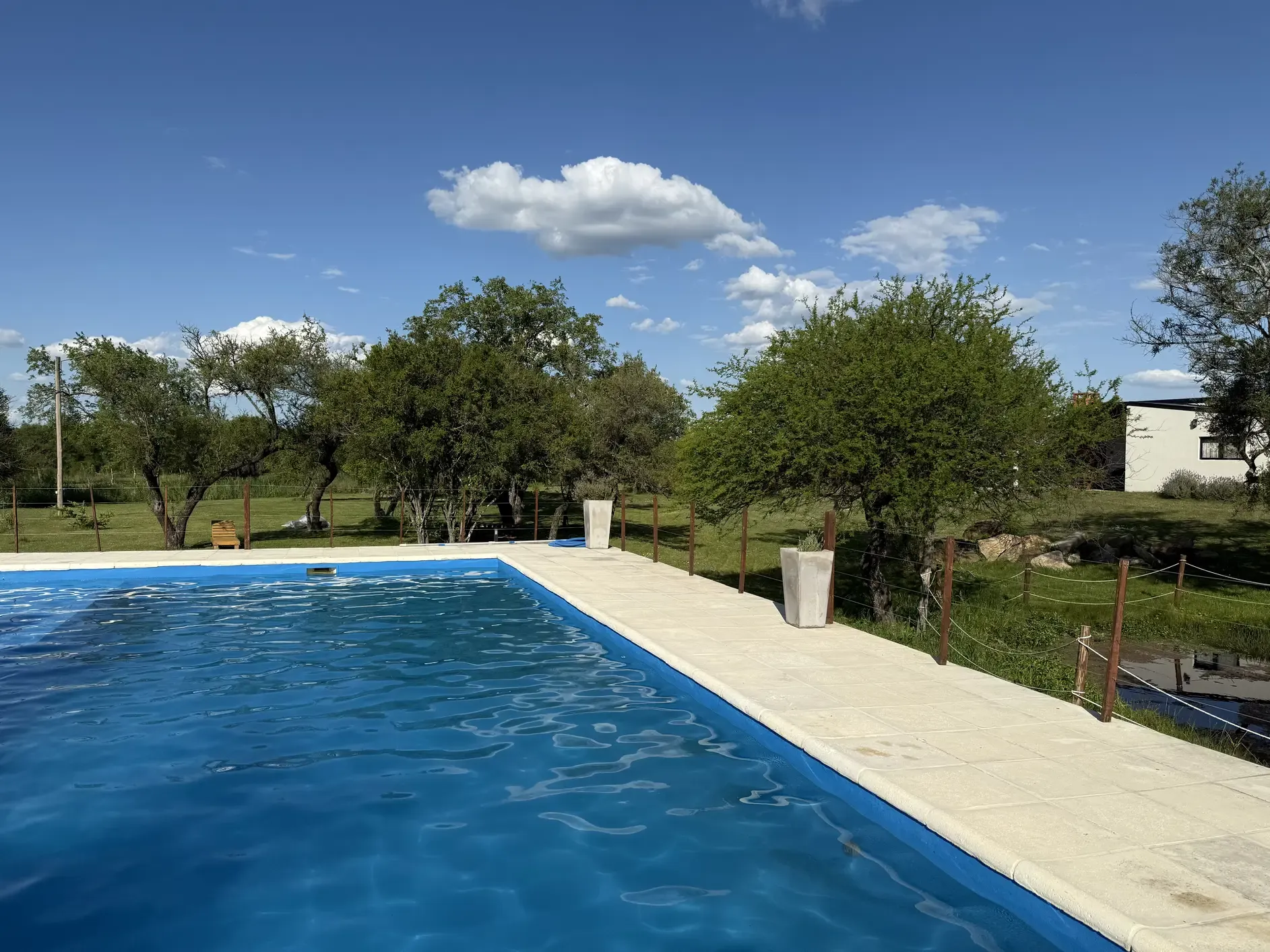 Instalaciones y servicios